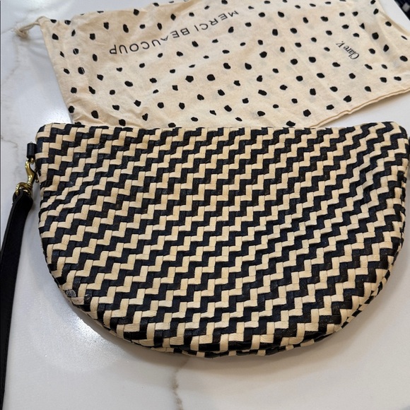 Clare V Black and Cream Grande Fanny Crossbody Bag - Picture 2 of 10